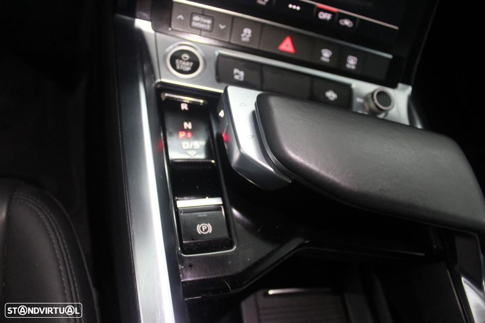 Audi e-tron Sportback 55 quattro Advanced - 25