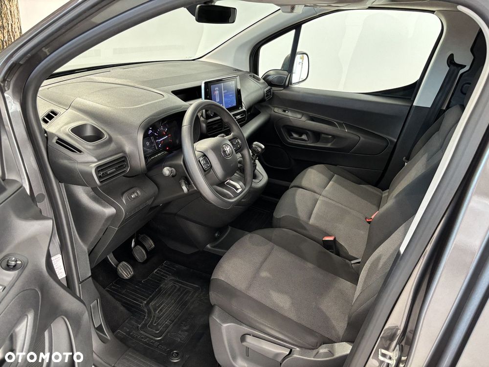 Toyota proace - 14