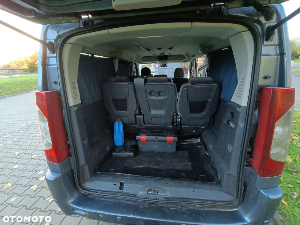 Citroën Jumpy Combi - 11