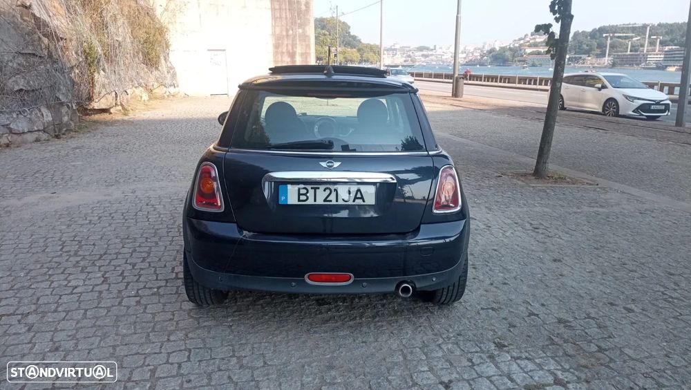 MINI 3 Portas Cooper D - 2