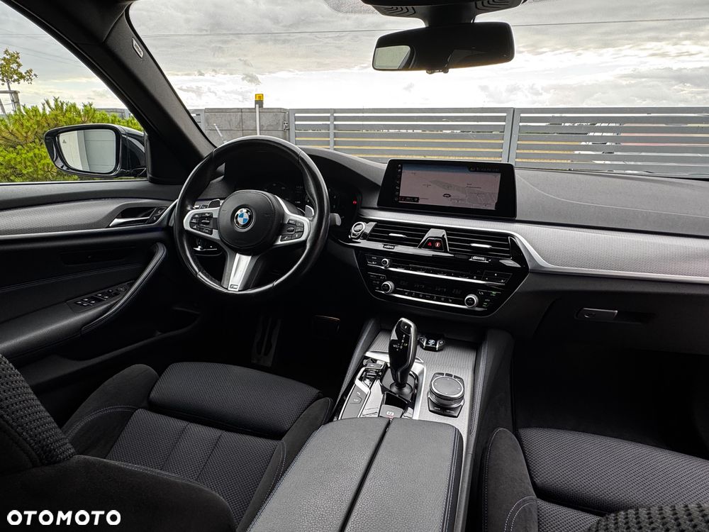 BMW Seria 5 520d xDrive M Sport sport - 3