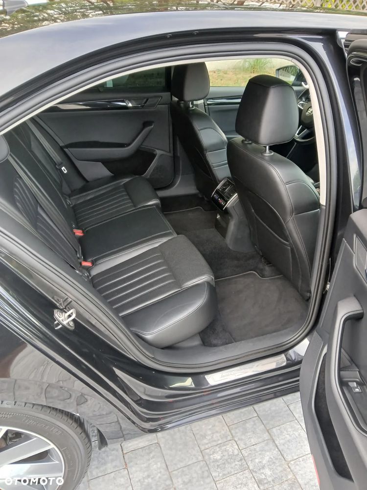 Skoda Superb 2.0 TDI L&K DSG - 13