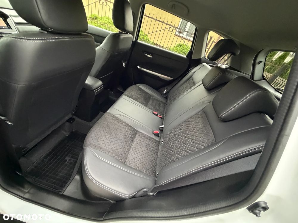 Suzuki Vitara 1.4 Boosterjet SHVS Elegance 2WD - 35
