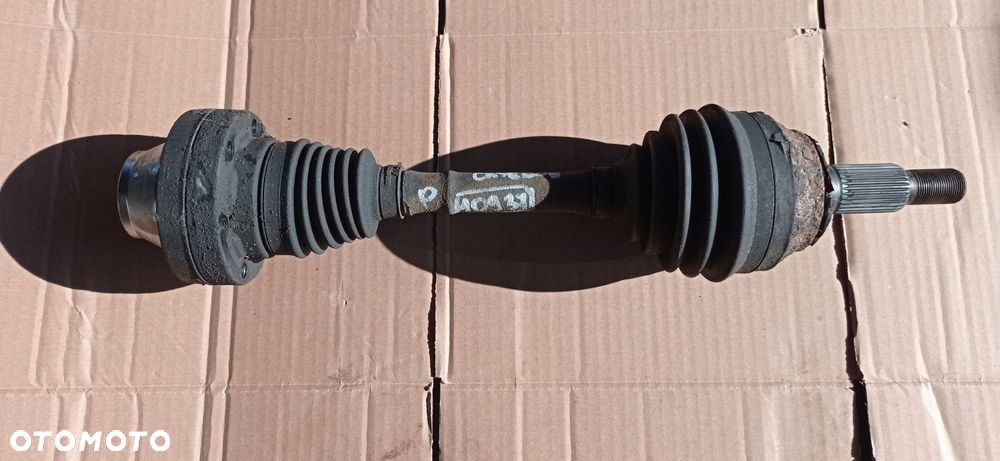 PORSCHE CAYENNE I PÓŁOŚ PRAWY PRZÓD - 1