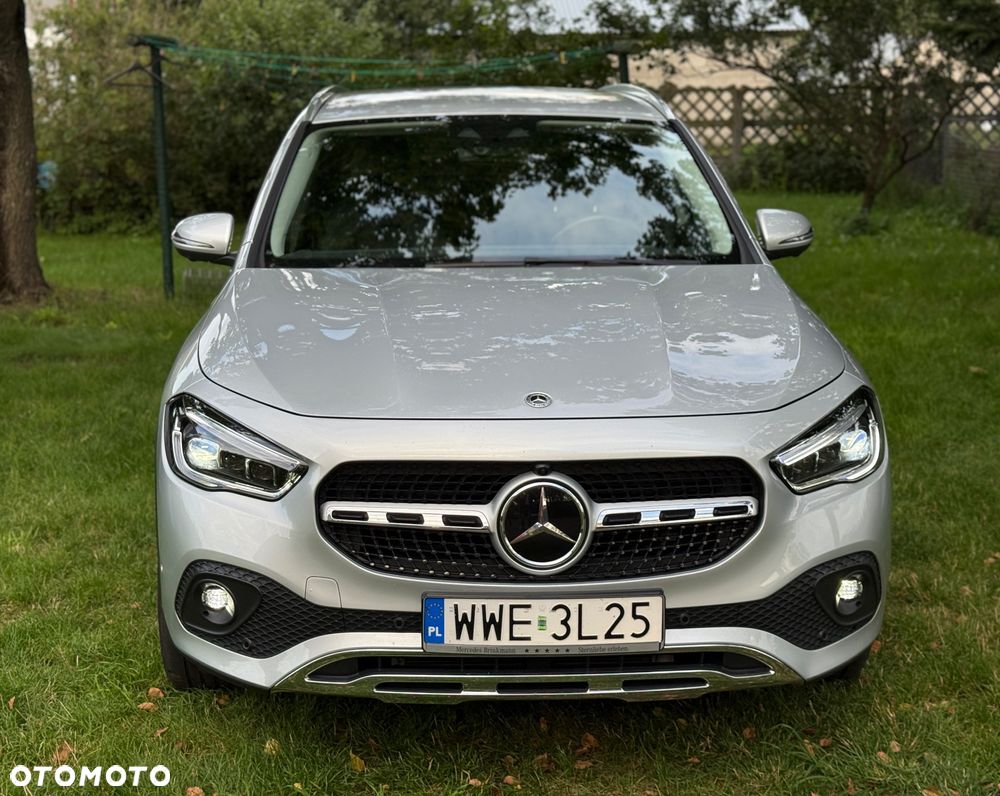 Mercedes-Benz GLA 220 d 4-Matic 8G-DCT - 7