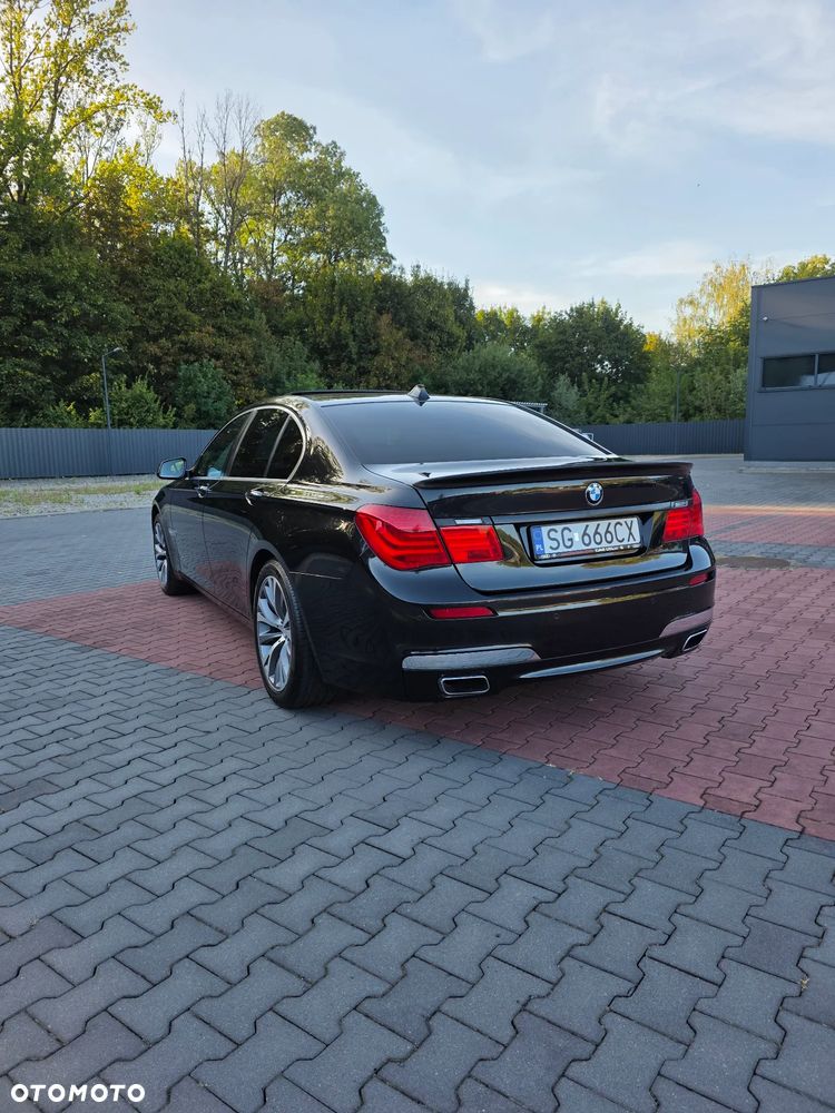 BMW Seria 7 740d xDrive - 7