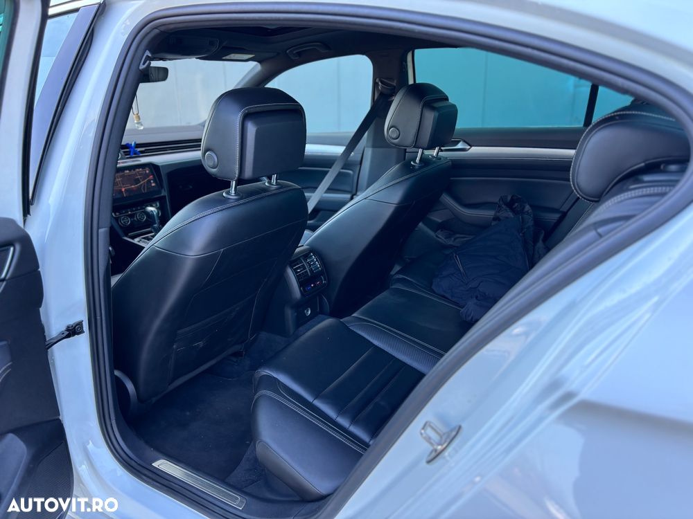 Volkswagen Passat 1.4 TSI ACT DSG R Executive - 9