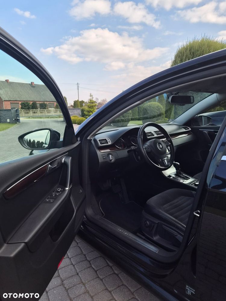 Volkswagen Passat 2.0 TDI DSG BlueMotion Technology Highline - 13