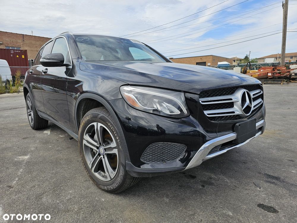 Mercedes-Benz GLC 300 4Matic 9G-TRONIC Exclusive - 15