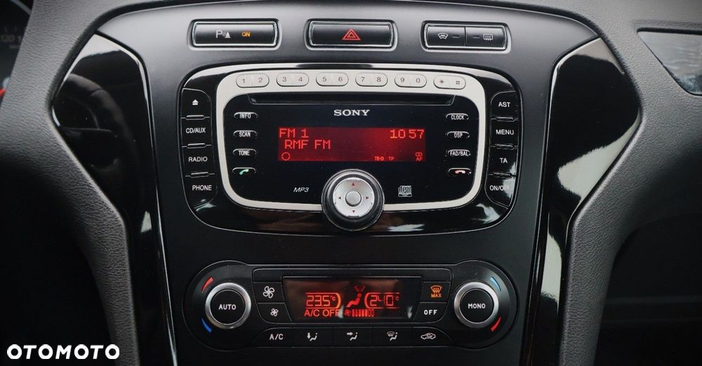 Ford Mondeo 2.0 EcoBoost Titanium - 20