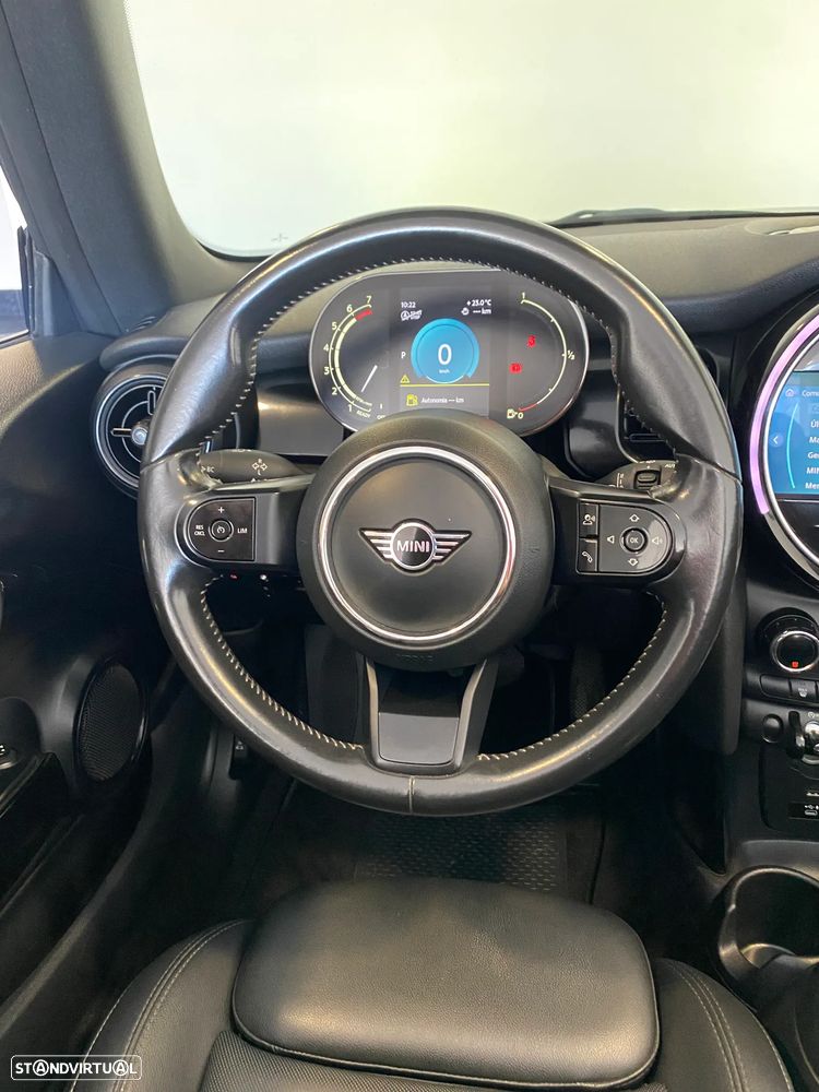 MINI Cabrio Cooper Auto - 34