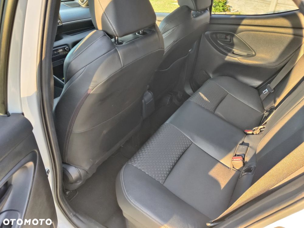 Toyota Yaris Hybrid 1.5 Selection Elegant - 7