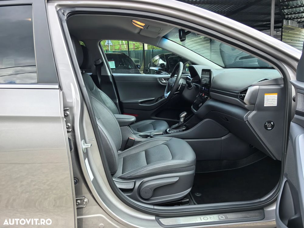 Hyundai IONIQ 1.6 GDI Premium - 14