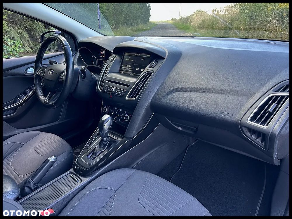 Ford Focus - 28
