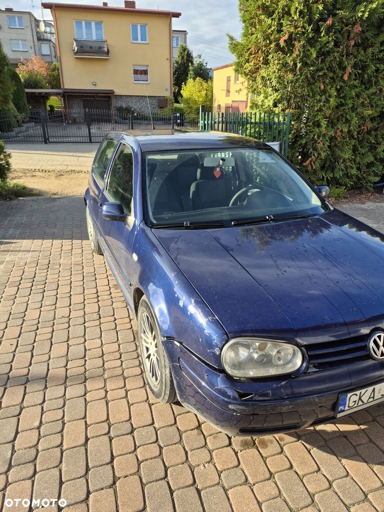 Volkswagen Golf - 5