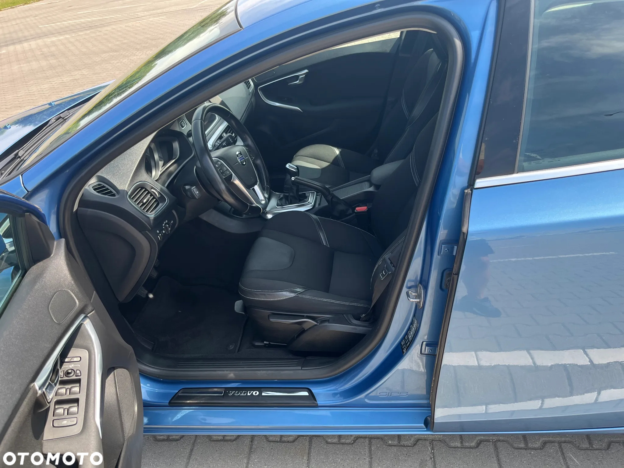 Volvo V40 D2 Momentum - 33