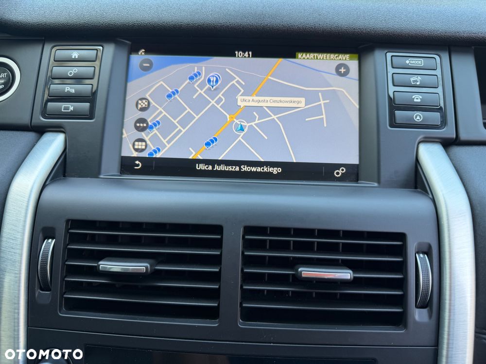 Land Rover Discovery Sport TD4 HSE Luxury - 27