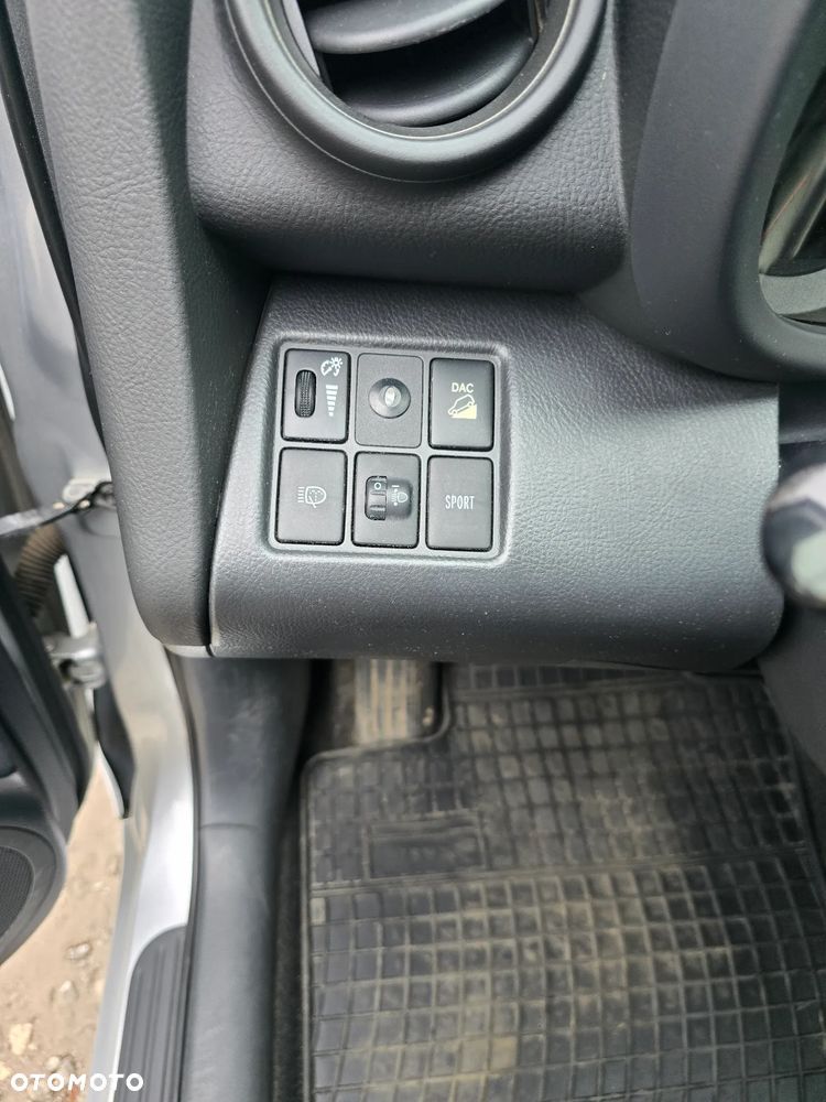 Toyota RAV4 2.0 VVT-i Premium MS - 16