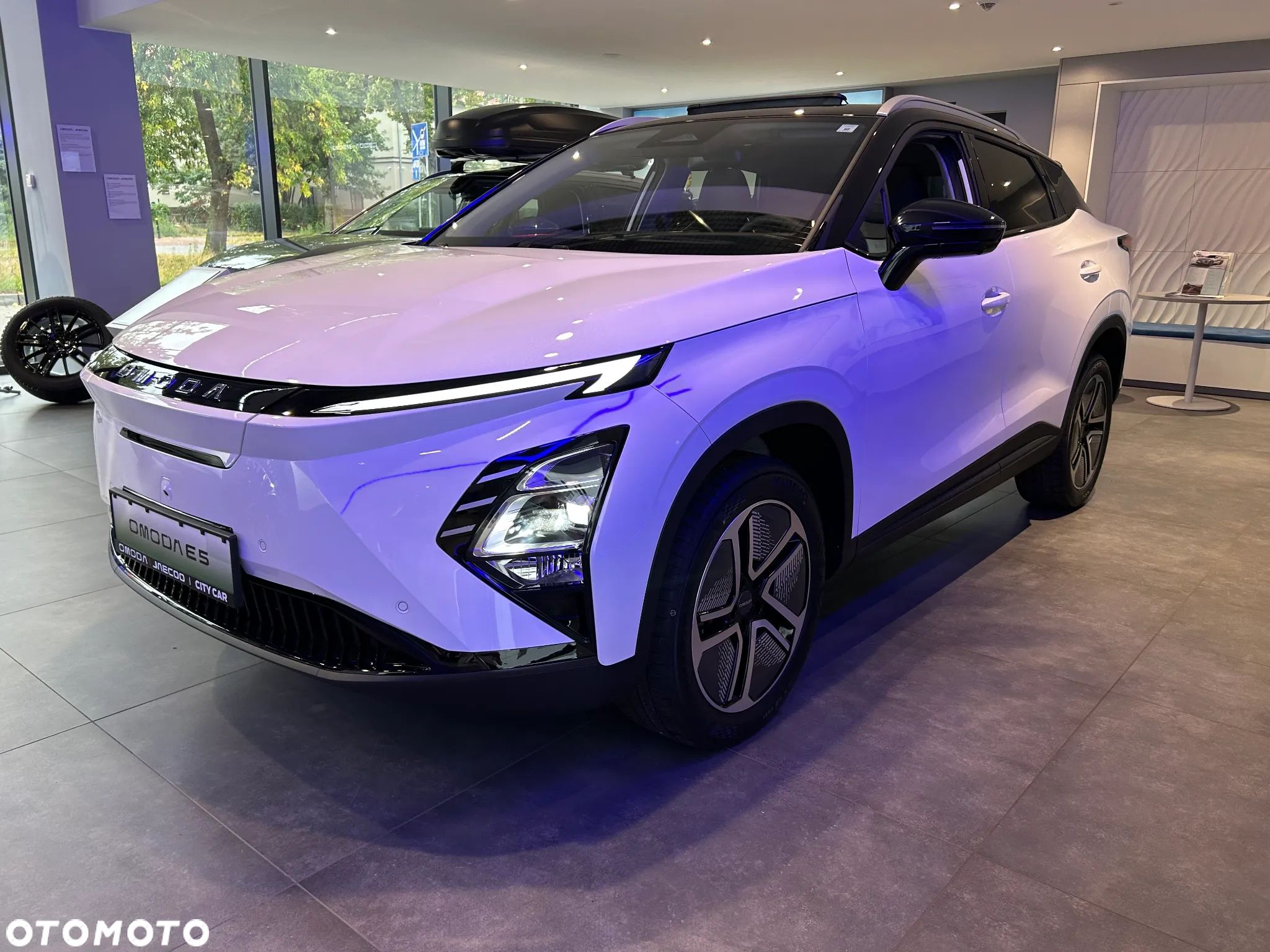 Omoda E5 63.2kWh Premium - 1