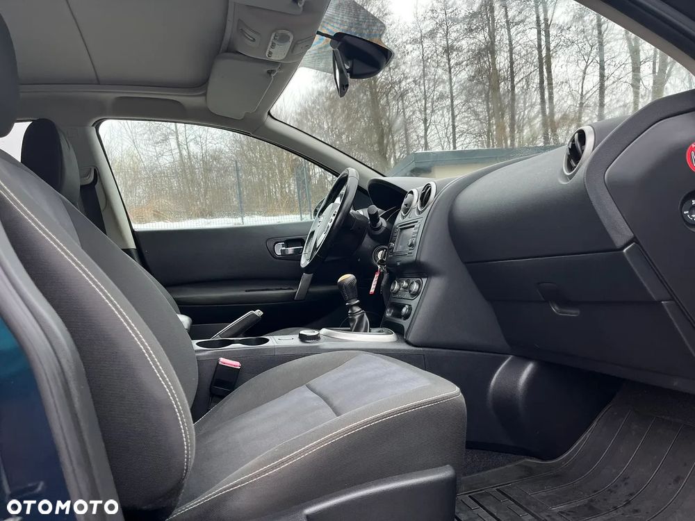 Nissan Qashqai 2.0 4 x 4 tekna - 11