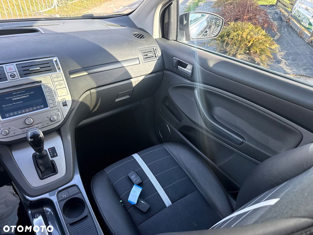 Ford Kuga 2.5 4x4 Titanium - 9