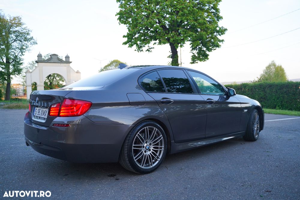 BMW Seria 5 525d xDrive - 6