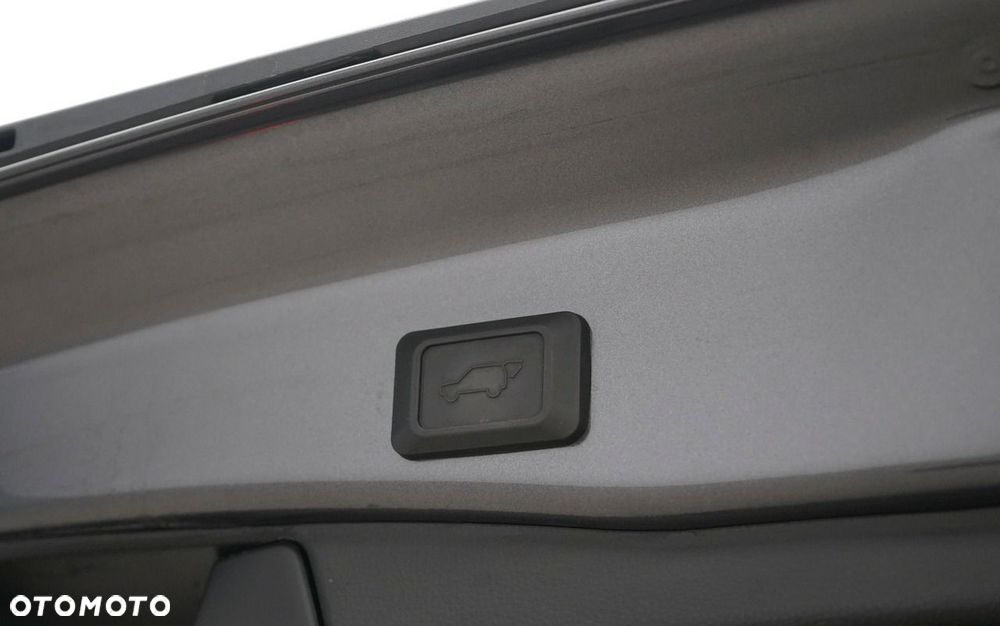 Toyota RAV4 - 10