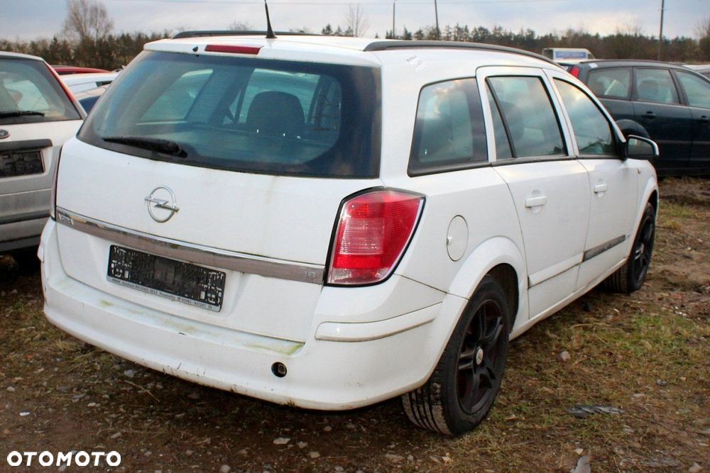 Opel Astra H 2005 1.8i Z18XE Kombi (MASKA, ZDERZAK, LAMPA, BŁOTNIK, DRZWI, SZYBA, FOTEL) - 5