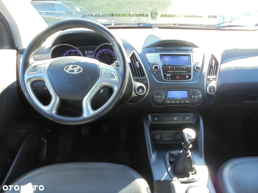 Hyundai ix35 2.0 CRDi Premium 2WD - 12