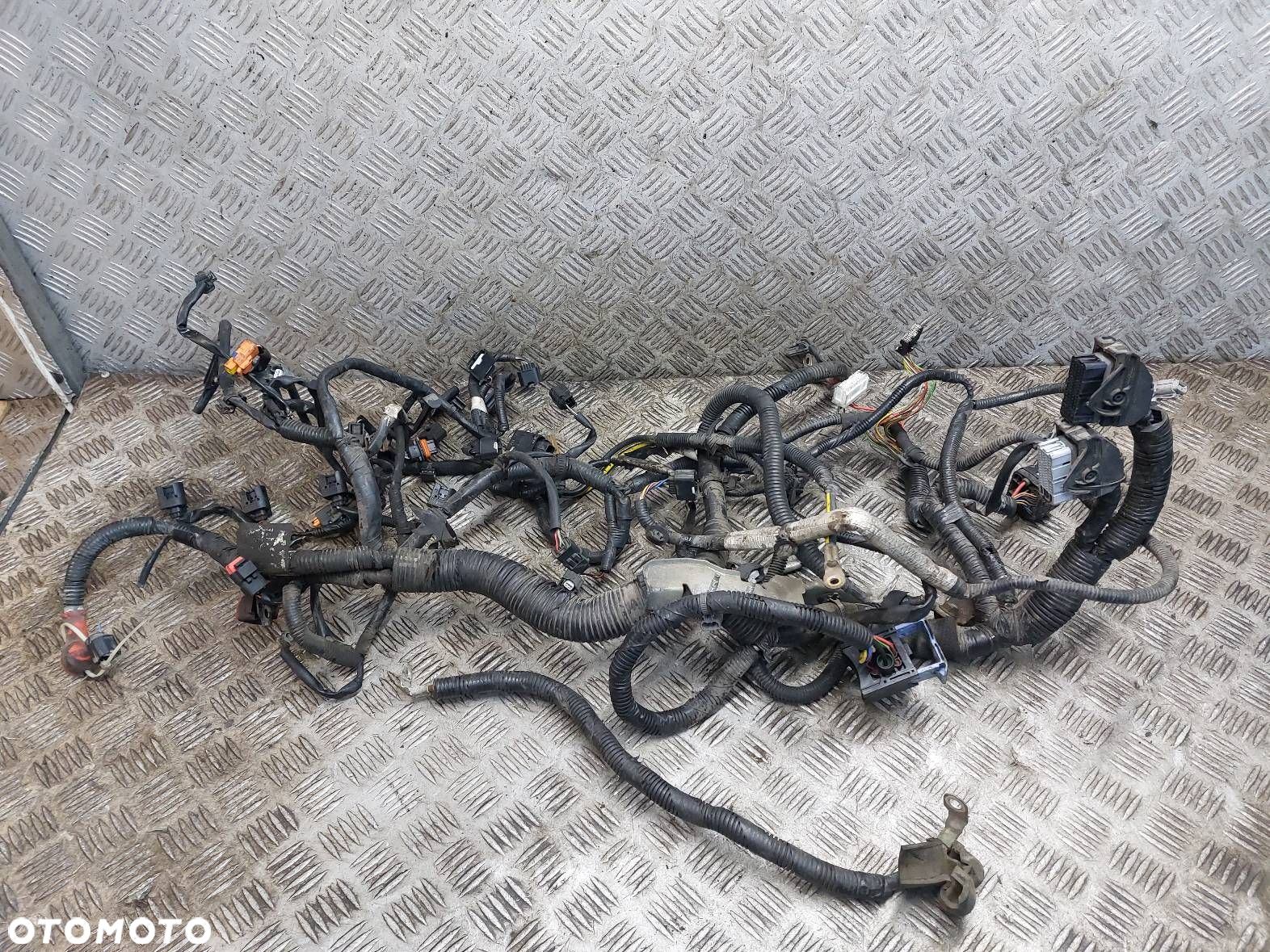 WIĄZKA OKABLOWANIE SILNIKA NISSAN PULSAR C13 1.5 DCI - 2