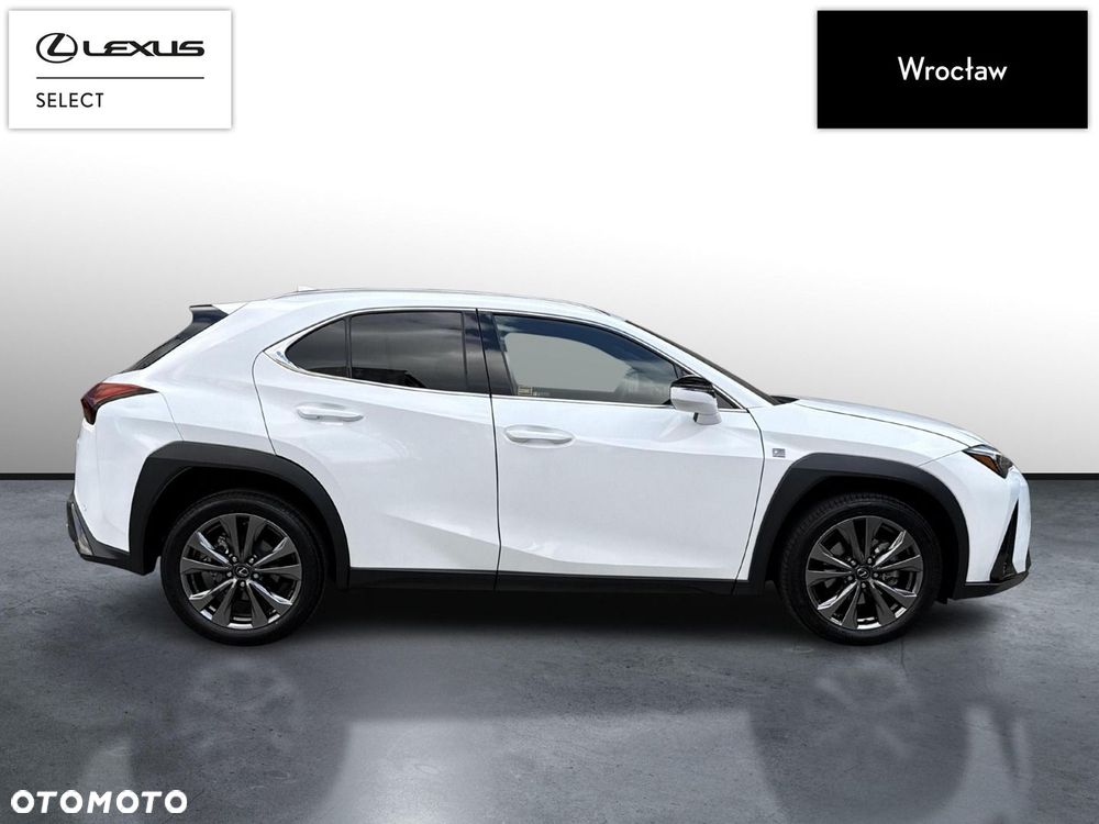 Lexus UX 300h F Sport Design - 6