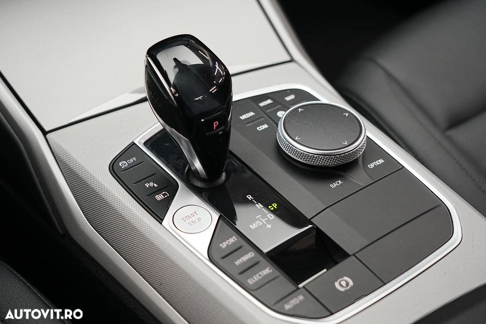 BMW Seria 3 330e xDrive Aut. Sport Line - 20