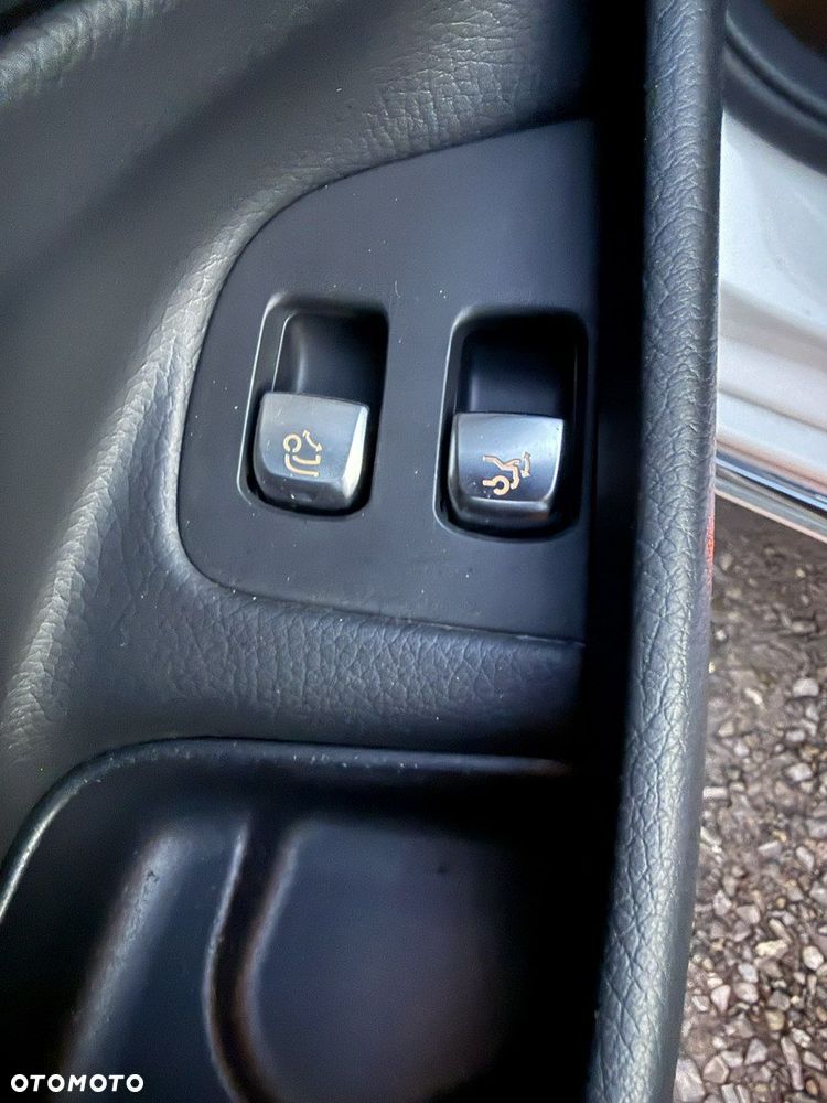 Mercedes-Benz Klasa E - 28