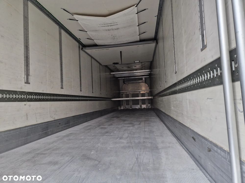 Krone SD CHŁODNIA/ DOPPELSTOCK/ CARRIER VECTOR 1950/ PODNOSZONA OŚ - 10