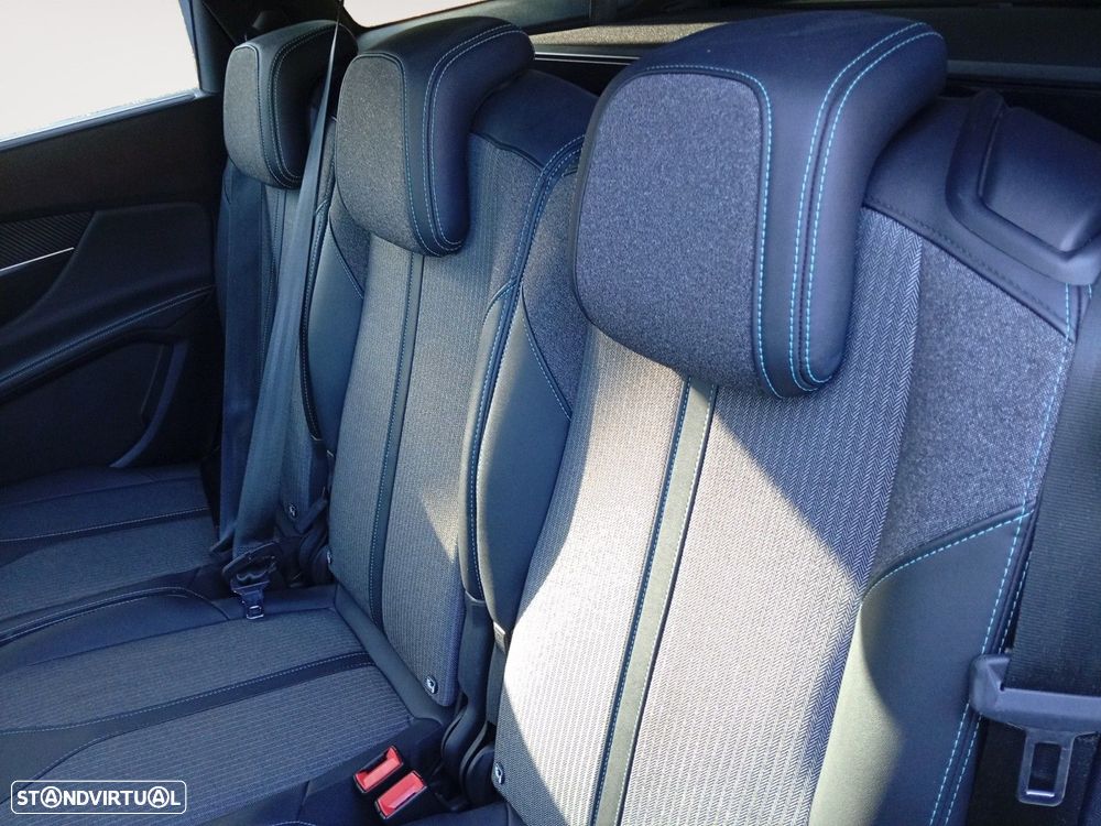 Peugeot 5008 1.2 Hybrid Allure Pack e-DCS6 - 13