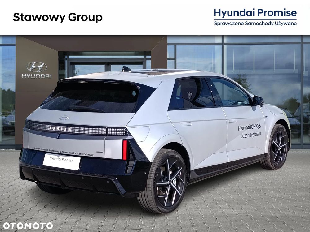 Hyundai IONIQ 5 - 5
