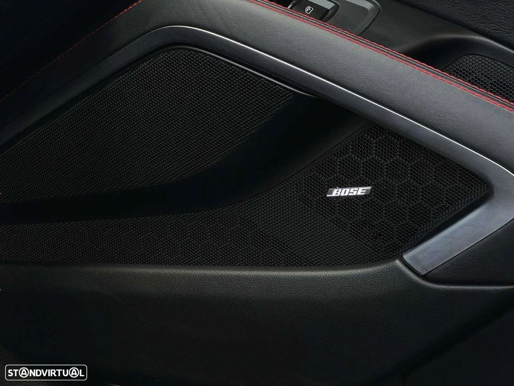 Porsche 911 Série F - 26