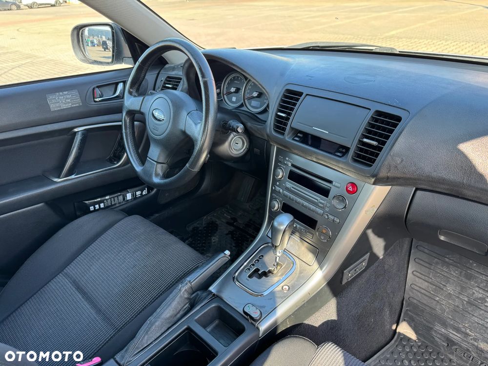 Subaru Outback - 12
