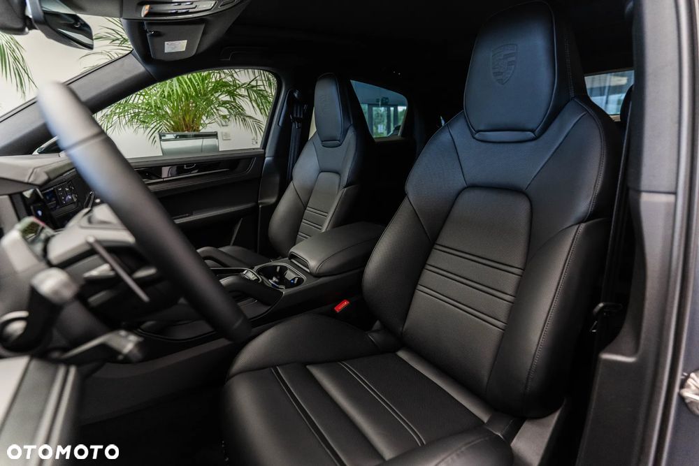Porsche Cayenne Black Edition - 13