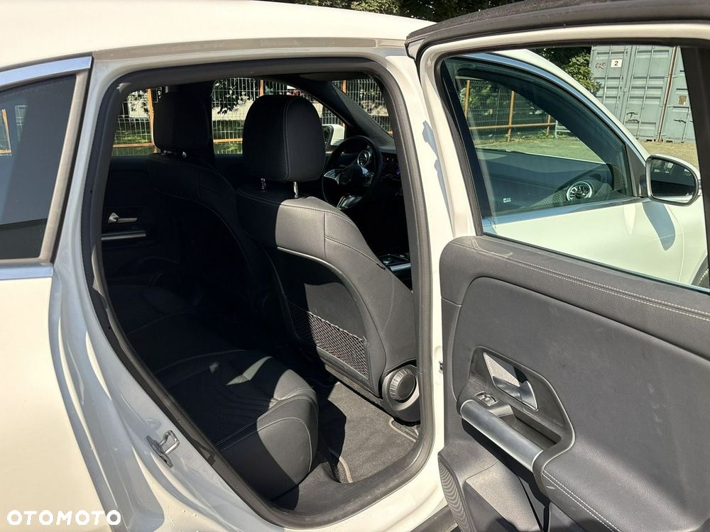 Mercedes-Benz EQA 250+ 70.5kWh Progressive - 17