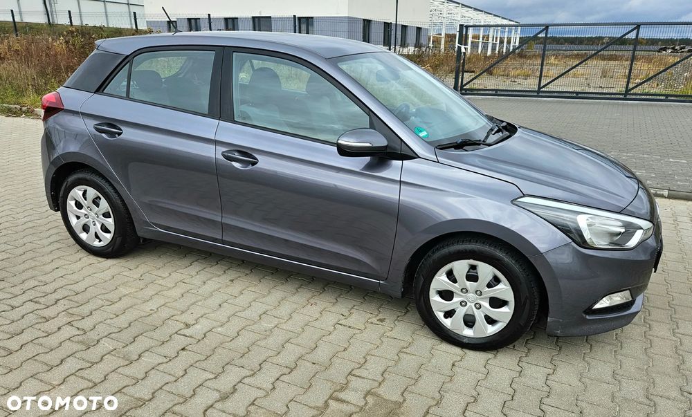 Hyundai i20 1.25 Style - 12