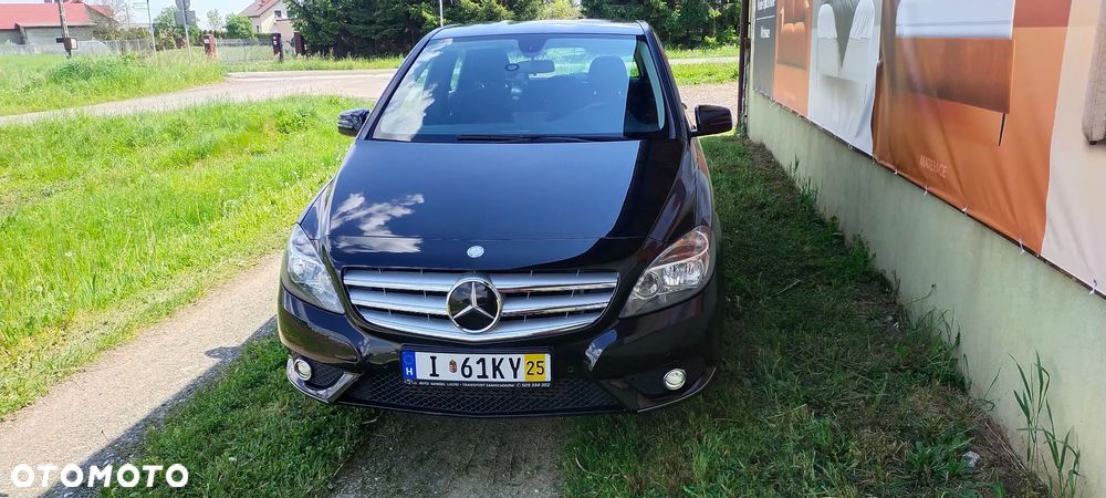 Mercedes-Benz Klasa B 180 (BlueEFFICIENCY) 7G-DCT - 8