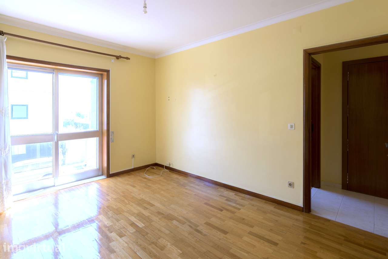 Apartamento T3 com Excelente Luz Natural, em Ramalde - Grande imagem: 5/18