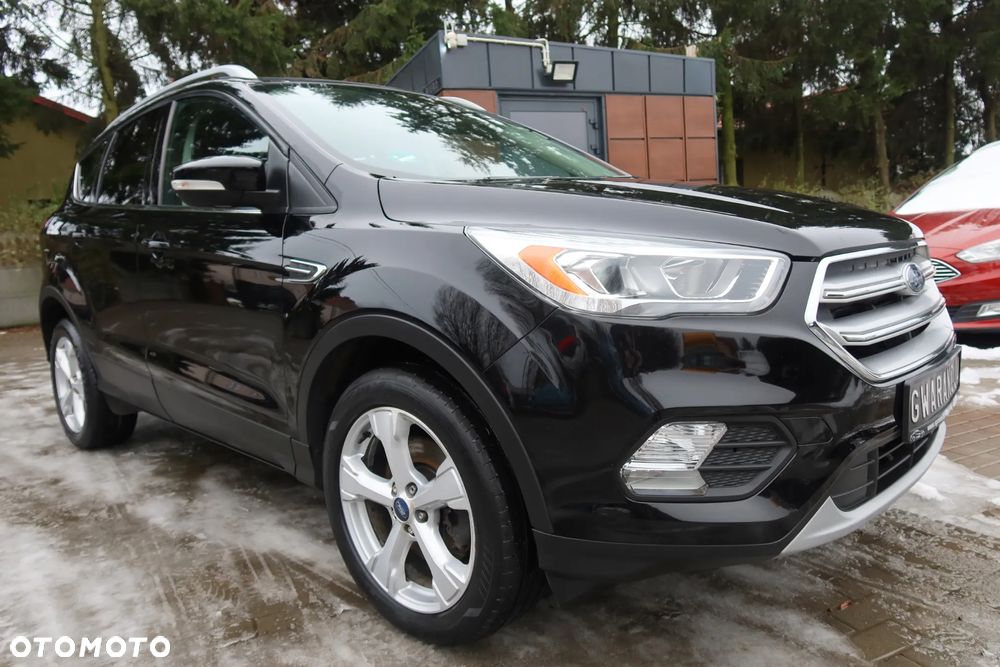 Ford Kuga 2.0 TDCi 2x4 Titanium - 23