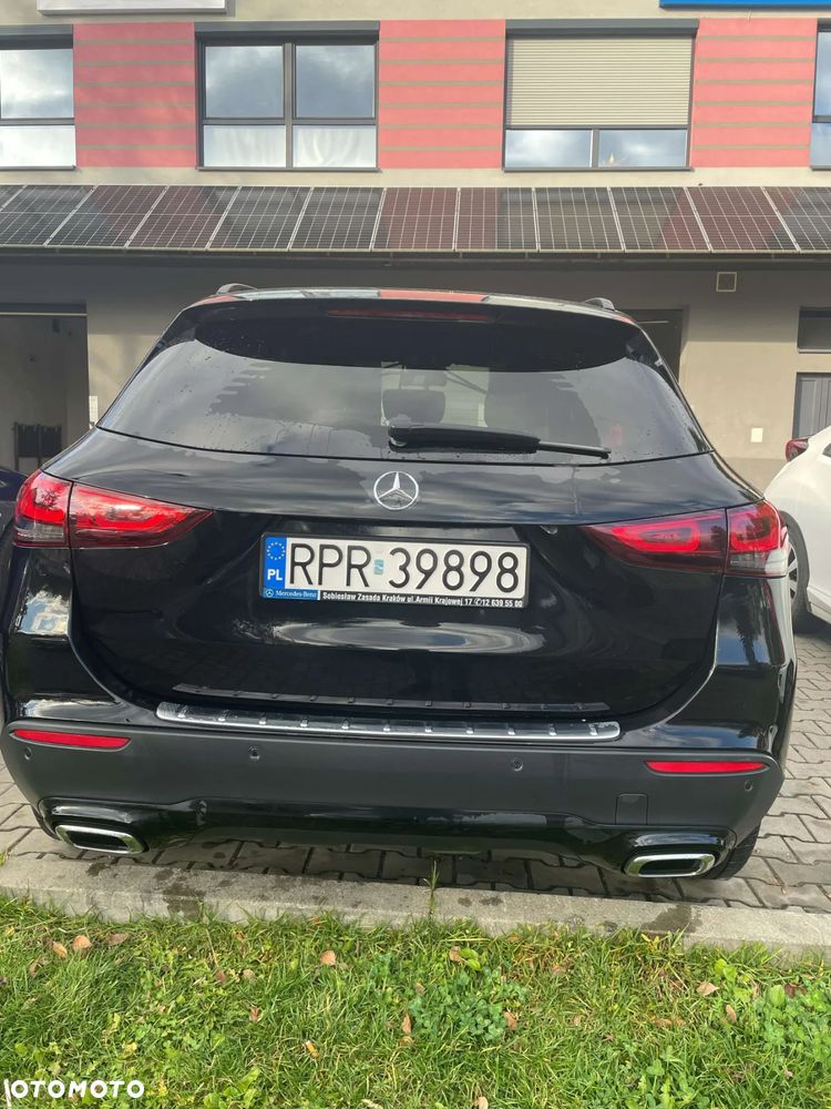 Mercedes-Benz GLA 200 Business Edition - 22