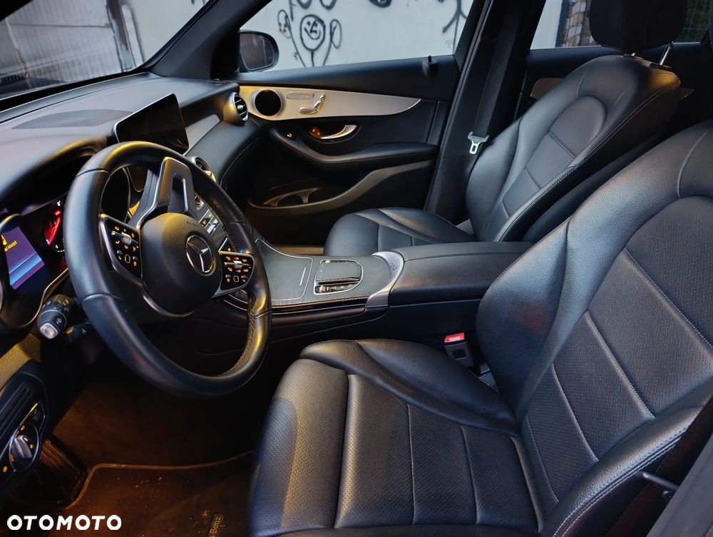 Mercedes-Benz GLC 300 4-Matic - 10