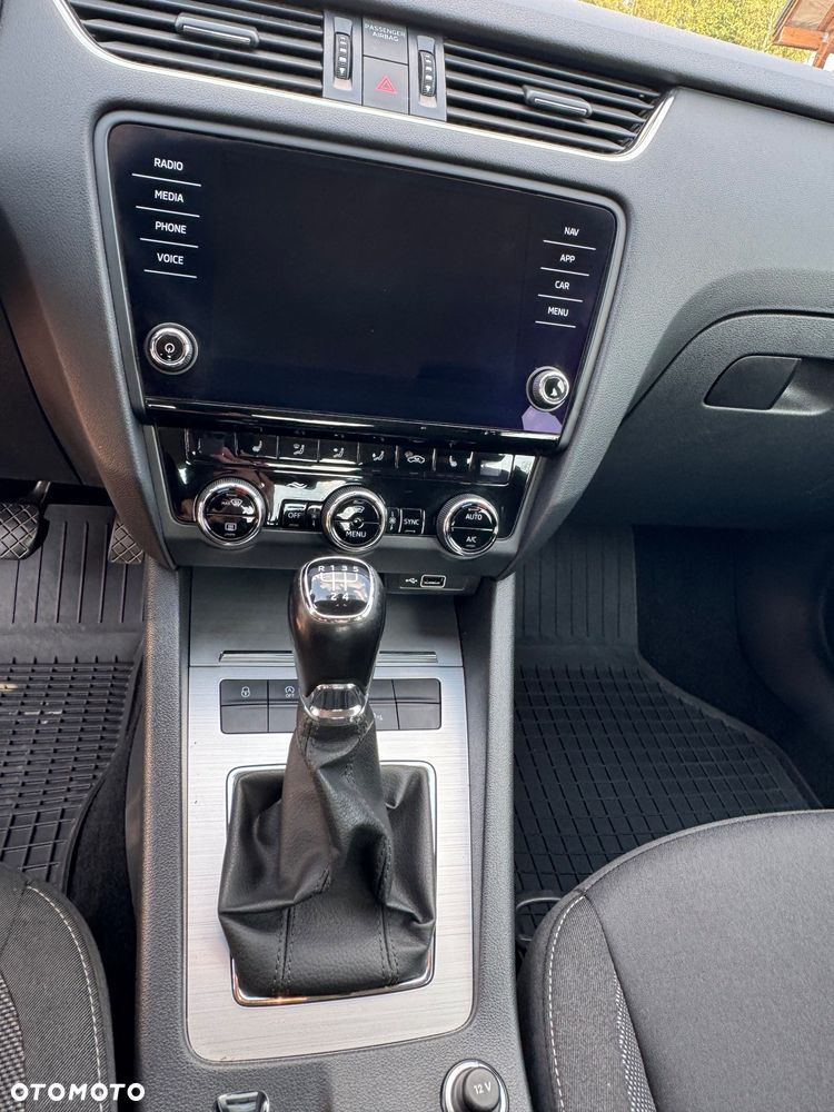 Skoda Octavia 1.6 TDI Ambition - 12