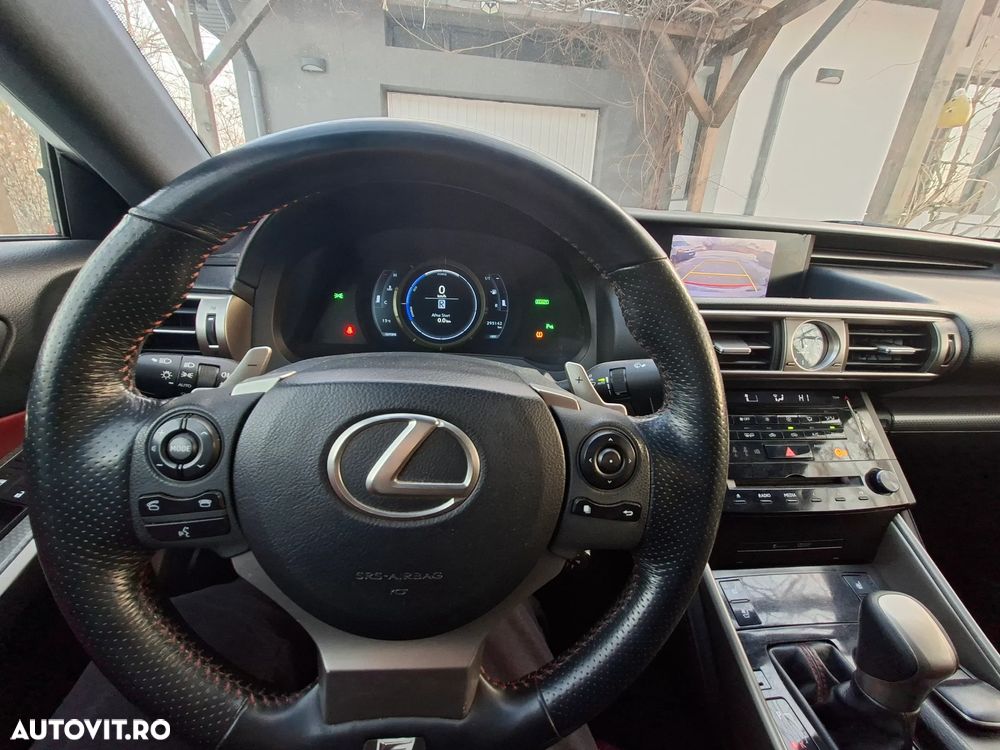 Lexus Seria IS 300h Aut. F Sport - 13