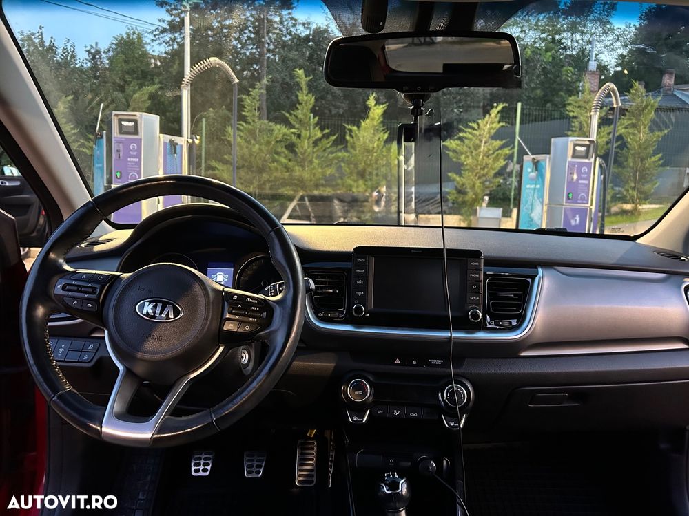 Kia Stonic 1.2 GSL Trend - 9