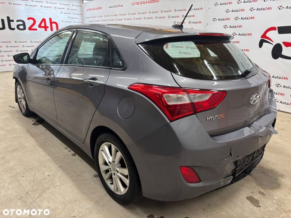 Hyundai i30 1.4 Trend - 3
